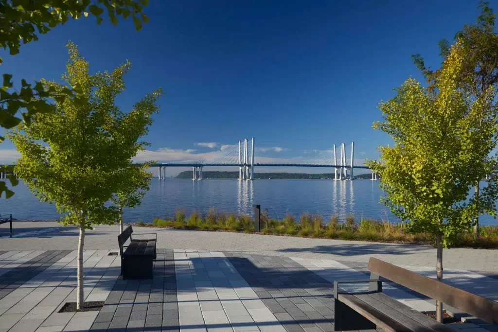 The newly opened Sleepy Hollow Riverwalk is a new pedestrian park which offers access to the Hudson River.