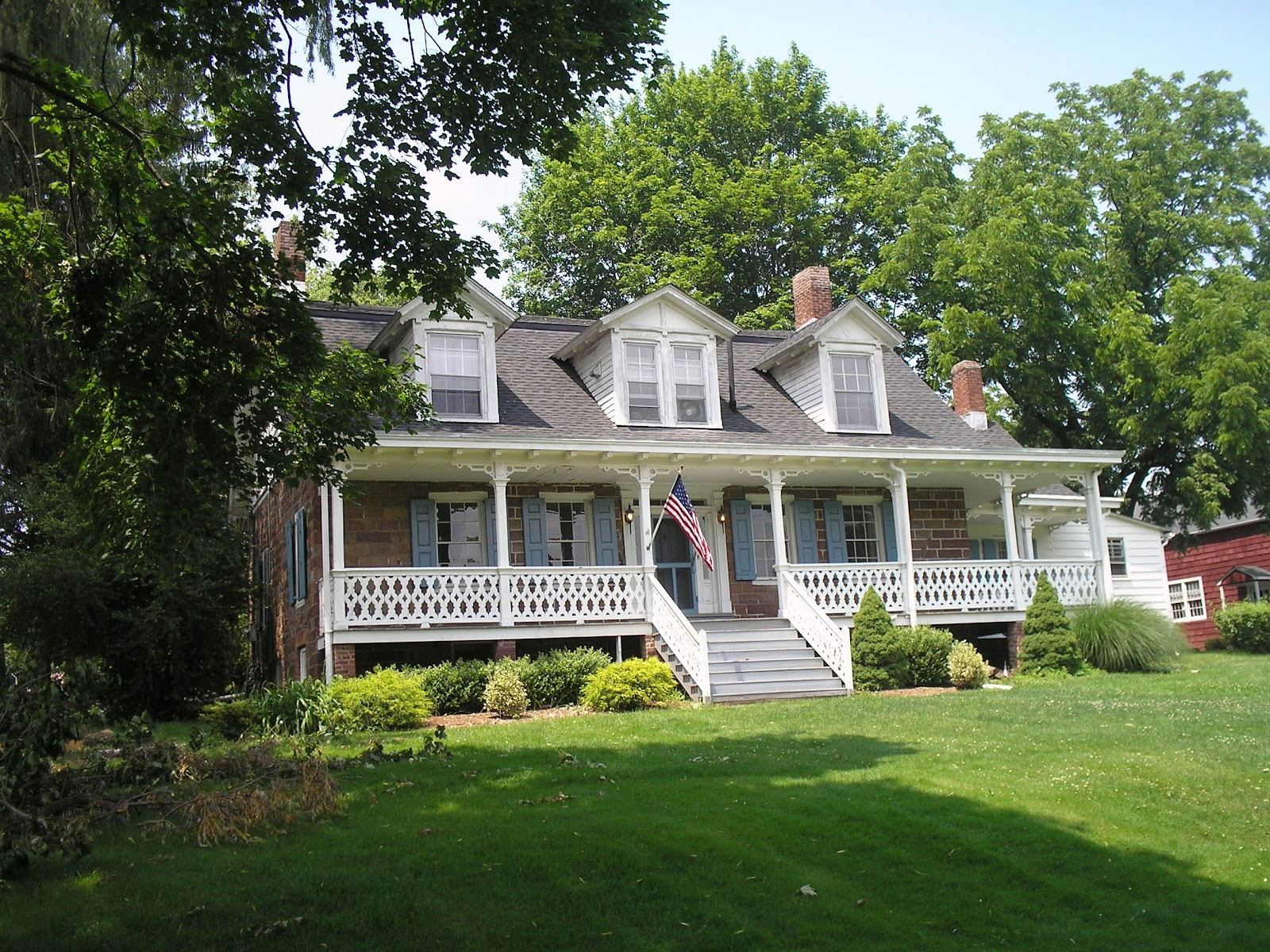 Manse Historical Marker exterior