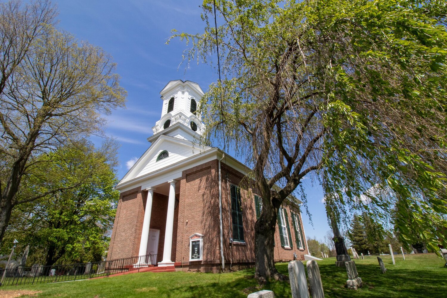 Brick Church Cemetery exterior