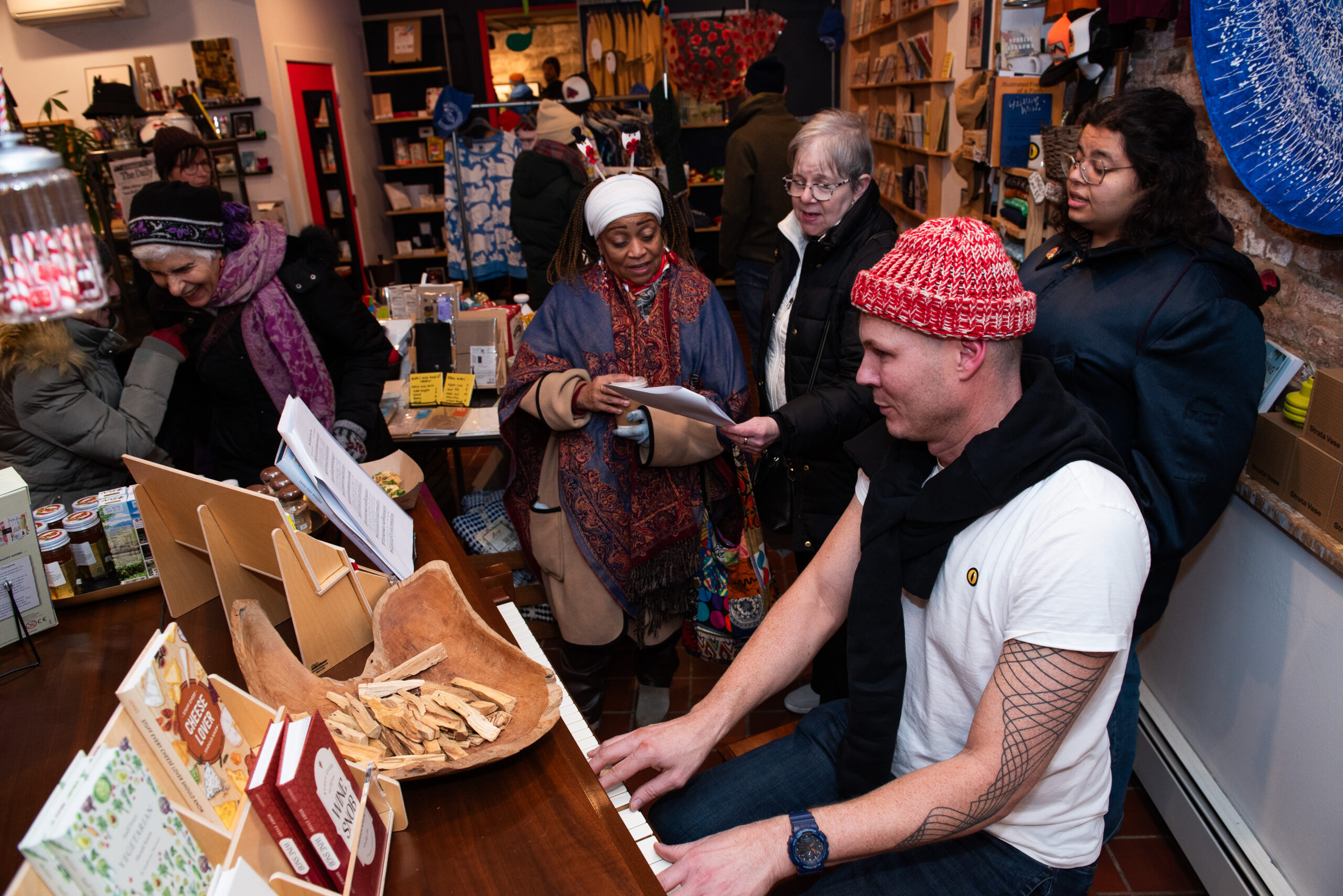 Joannarrudaphotography 280 singing carols at citiot