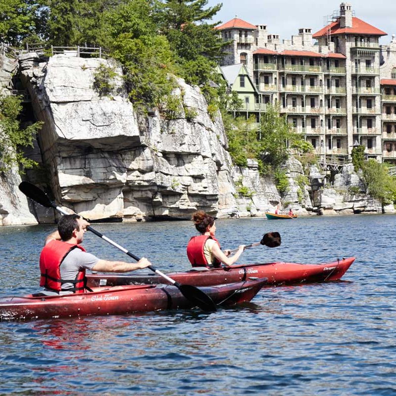 Mohonk_Kayaking-Courtesy-of-Mohonk-Mountain-House-1