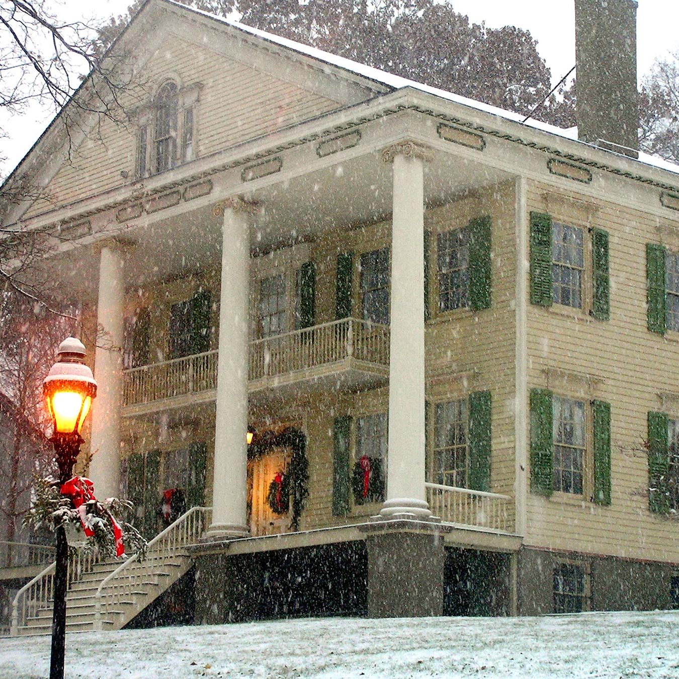 Snowy day at Crawford House