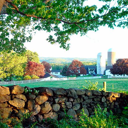 Outdoor view of Hilltop Hanover Farm and Environmental Center, Westchester County